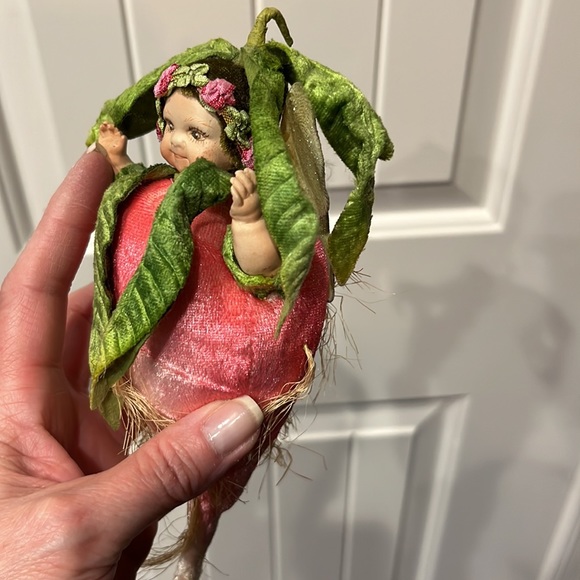 RARE Mark Roberts Cabbage Patch Baby Radish Fairy - Picture 5 of 6